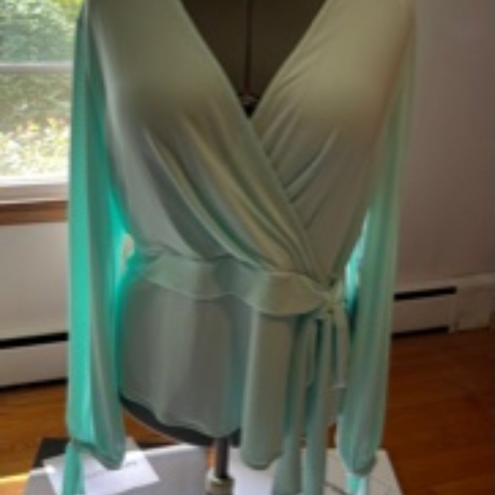 JENNIFER LOPEZ MINT MISTY BLOUSE